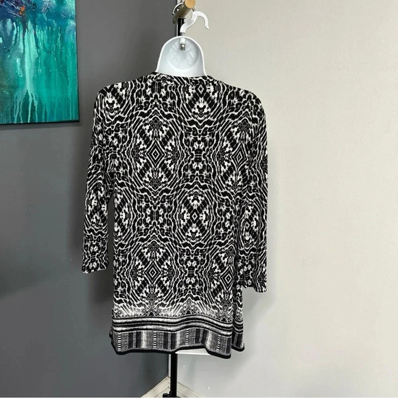 GLORIA VANDERBILT Women's Small Animal Print Slinky Top Embellished Stretch Sexy - Picture 8 of 13